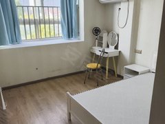 嘉兴桐乡桐乡市区银菊小区旁一室，可短租押一付一，看房方便长租可谈出租房源真实图片