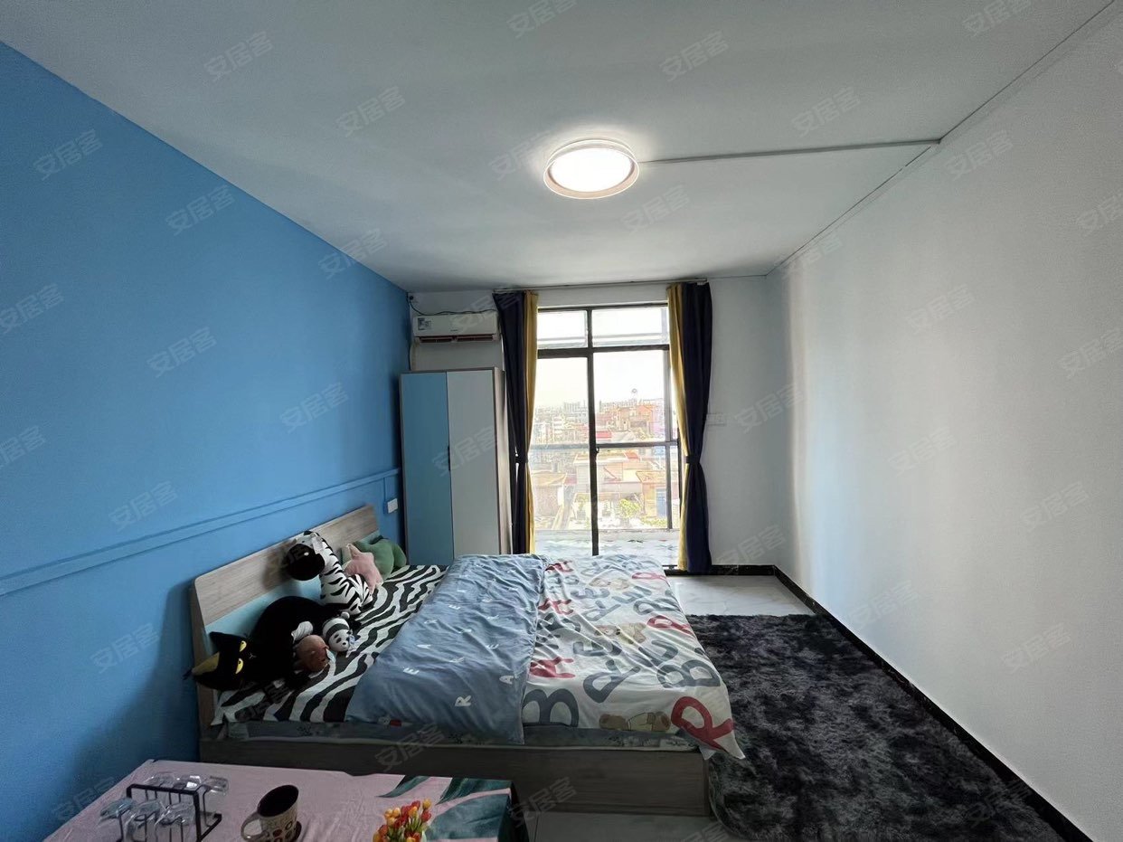 偶遇青年公寓（石碣店）电梯房，可短租，交通方便，押一付一。