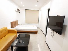 中山东区远洋城品峰网红公寓初,干净整洁拎包即住,明火做饭 独立厨房出租房源真实图片