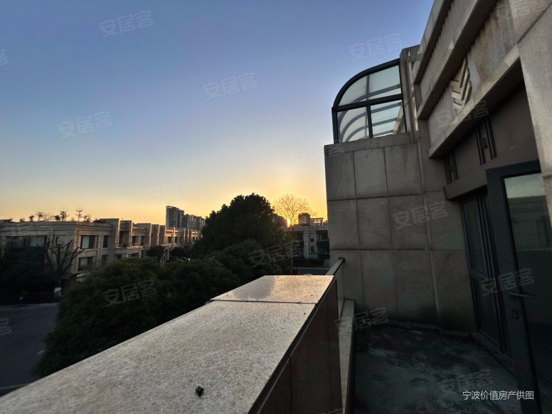 宁波房产网>宁波二手房>江北二手房>庄桥二手房>雅戈尔长岛花园(别墅)