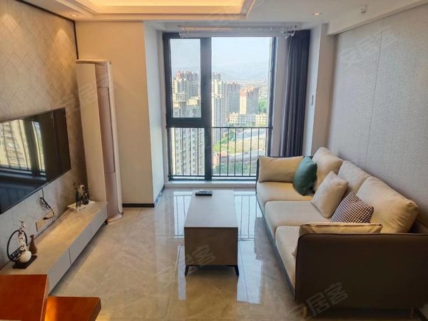 青岛崂山汽车东站青铁华润城(商住楼)宜家 万象汇 青铁华润城loft公寓