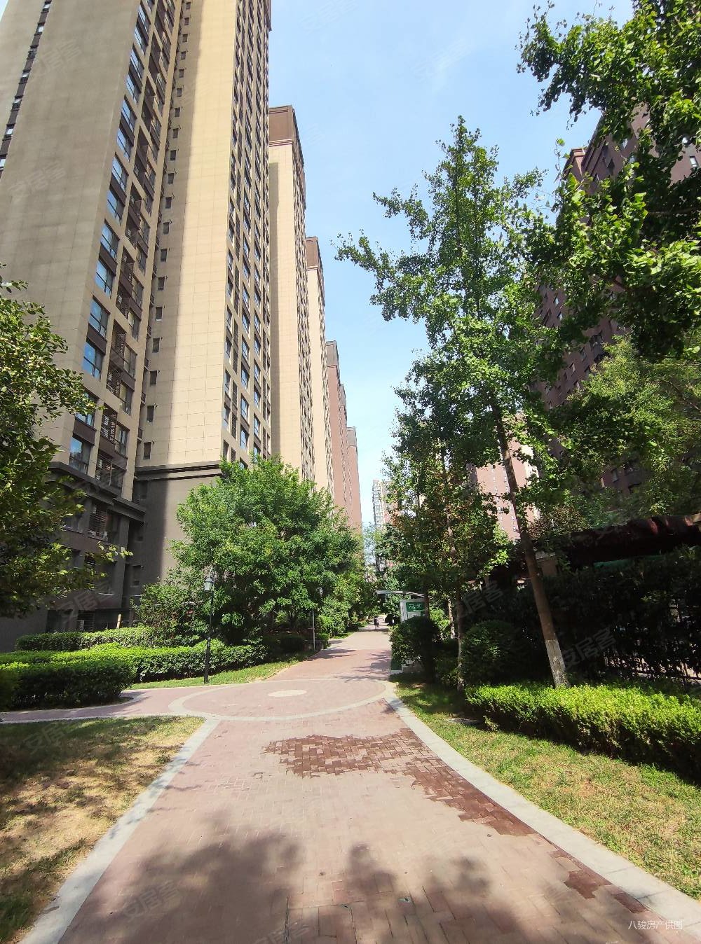 西安房产网>西安二手房>未央二手房>辛家庙二手房>华远海蓝城五期>