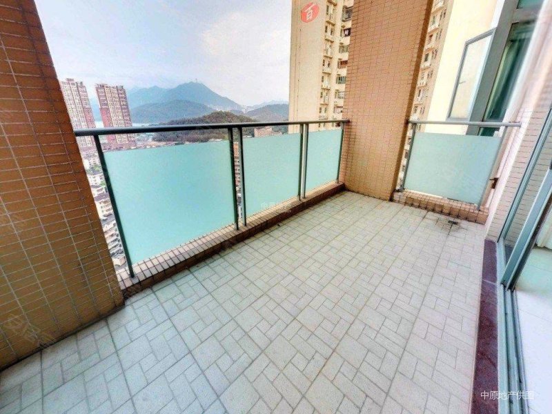 百仕达东郡,高层看水库,31房,满五  红本,只要契税