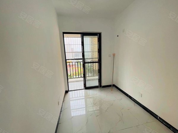 南宁兴宁区政府威宁世纪花城新房推荐!