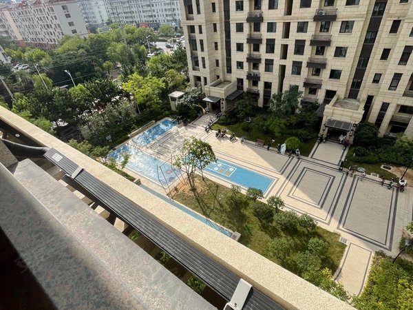 青岛黄岛隐珠红星天铂(二期)红星天铂二期,套三双卫出租出租房源真实