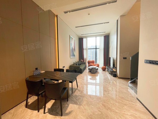 广州黄埔鱼珠保利鱼珠港(商住楼)保利鱼珠港复式三房  带家具一线江景