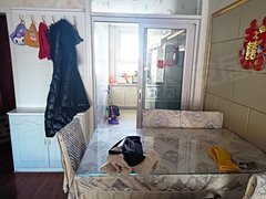 张掖甘州中心广场甘泉小学附近97平精装电梯房带部分家具家电出租出租房源真实图片