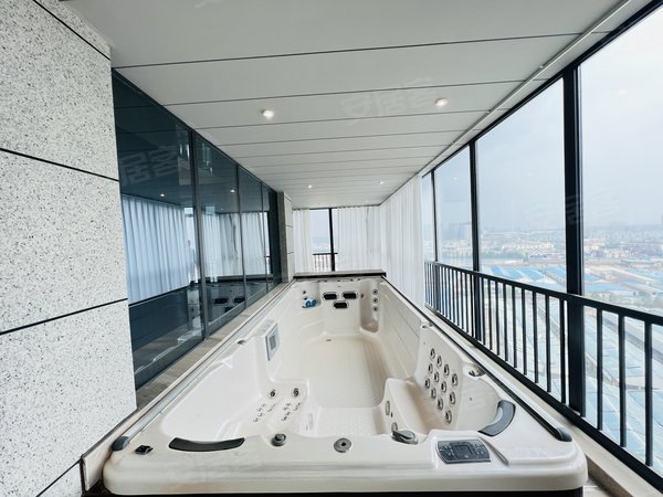 国贸中心租房,豪装总裁级大平层 中西厨 全采光 带冲浪泳池 1梯1户