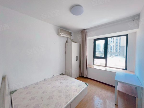 天津滨海新区滨海城区万海华府北苑押一付一 万海华府 紧邻万达 文化