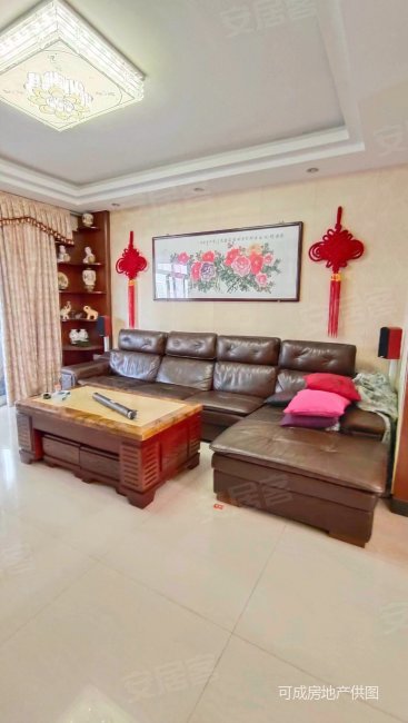 大润发商圈 福泰华庭 豪装送全屋家私家电 交通便利 电梯房