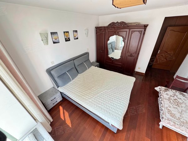 上海浦东周浦汇康公寓出门就是步行街 万达广场 18号线周浦 豪华大