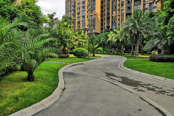 和信孔雀城优点,不足,成都和信孔雀城怎么样,和信孔雀城周边房产中介