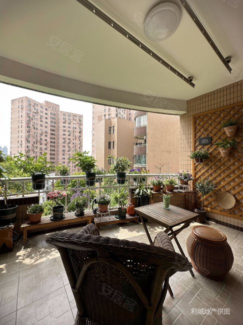 新出笋盘,华山路总统公寓,品质外销房,带3个户外阳台,总统公寓二手房