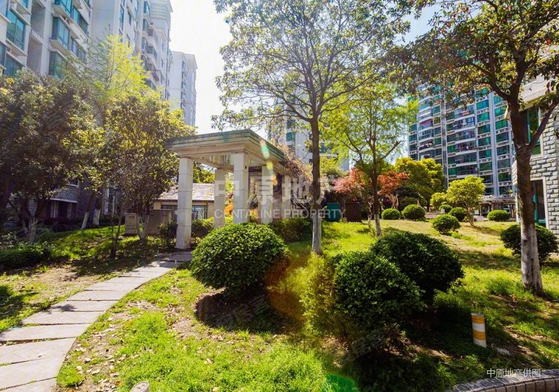 上海房产网>上海二手房>杨浦二手房>控江路二手房>东方名园>800_562