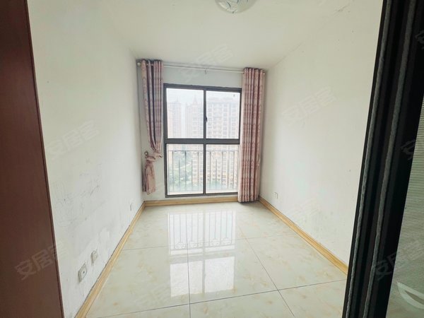 昆山玉山城东中南世纪城(昆山)中南四房出租,看房随时!欢迎咨询!