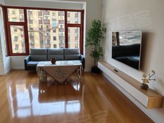 双鸭山尖山东山国际会展中心月租时代新城二期13楼两室一厅精装修拎包入住新装修1500出租房源真实图片