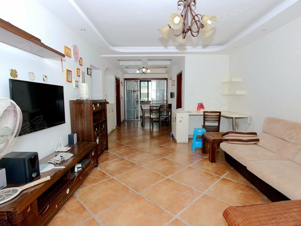 杭州余杭闲林集美岸上蓝山玉兰苑急租岸上蓝山清爽两房闲林老街购物