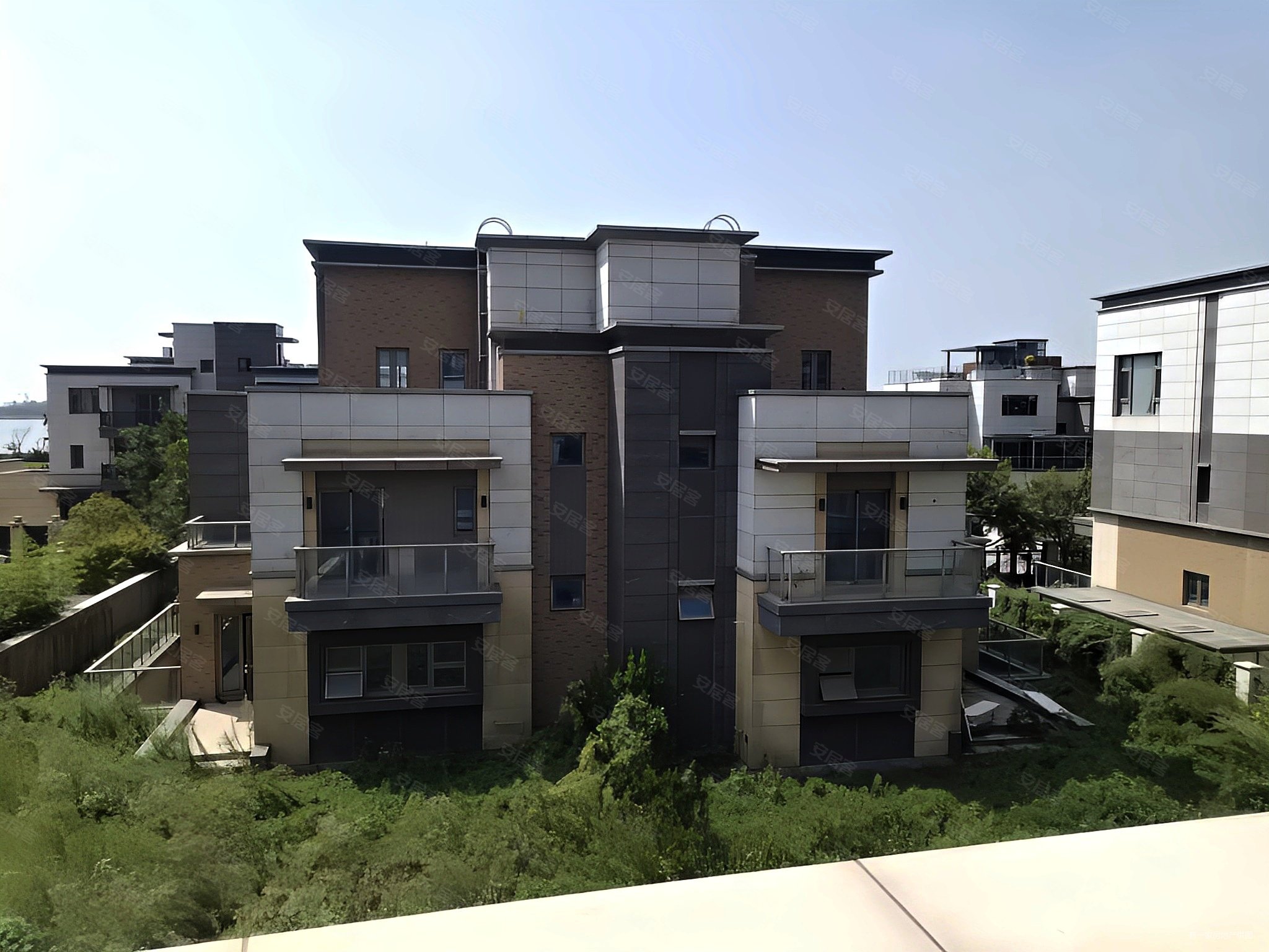 恒大金山谈别墅奢华装修寻有缘人