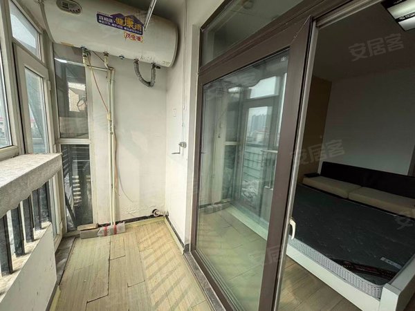 济南高新国际会展中心茗筑美嘉合租 无中介 茗筑美嘉精装3居室  配备