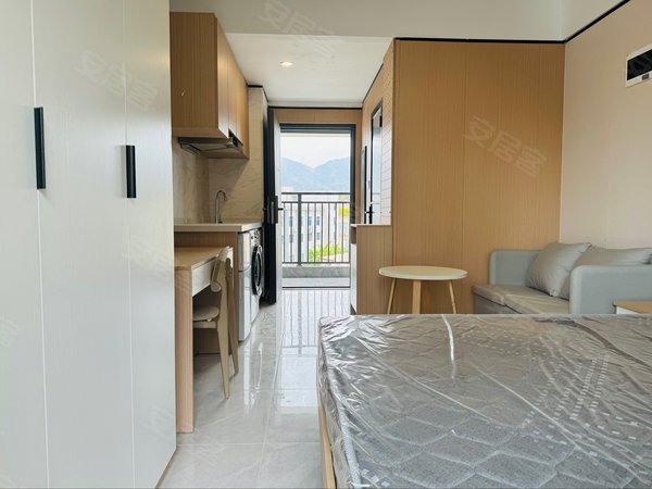 福州晋安五四北福州地铁秀山龙湖冠寓五四北单身公寓 押一付一 民水民