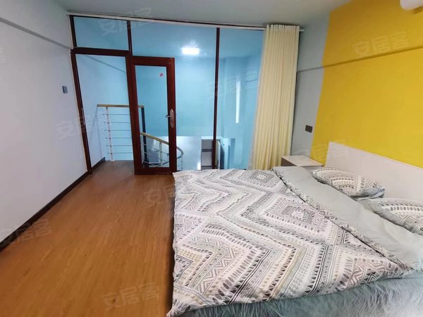 东阳东阳市区建材城东阳银泰城银泰城两室一厅复式网红公寓 押一付一