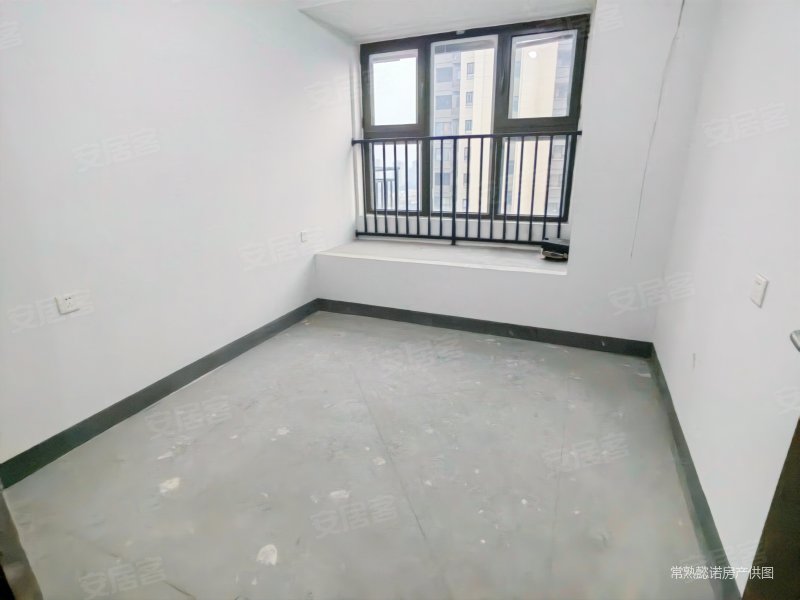 江南印象旁 全新毛坯 周边商超林立 生活配套齐全 看房有钥匙,金科源