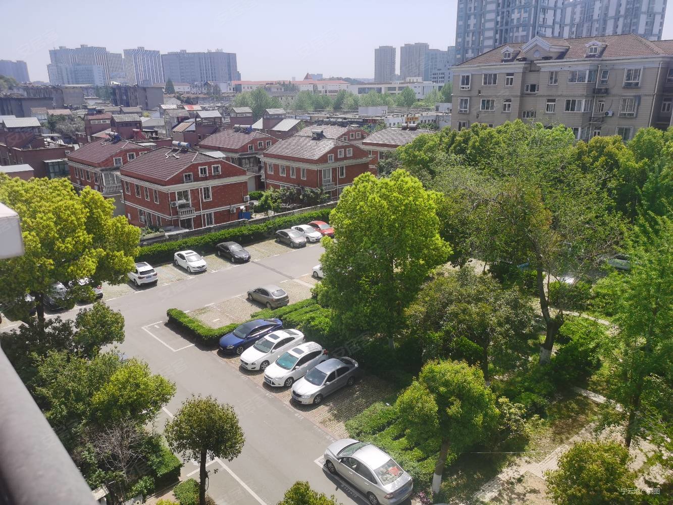 业主诚心出售武夷花园精装修3房上下两层有钥匙随时看房