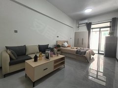 深圳宝安新安5号线灵芝地铁站阳台大单间出租房源真实图片