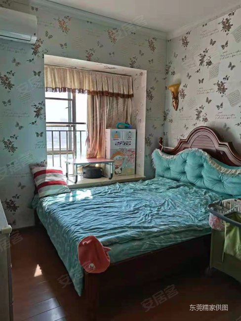 景湖名郡 商品住宅 精装可拎包入住 有电梯 临地铁 满