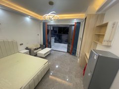 厦门集美华侨大学朝南 精装大单间 带阳台 可做饭 ioi世茂广场 集美万达旁出租房源真实图片