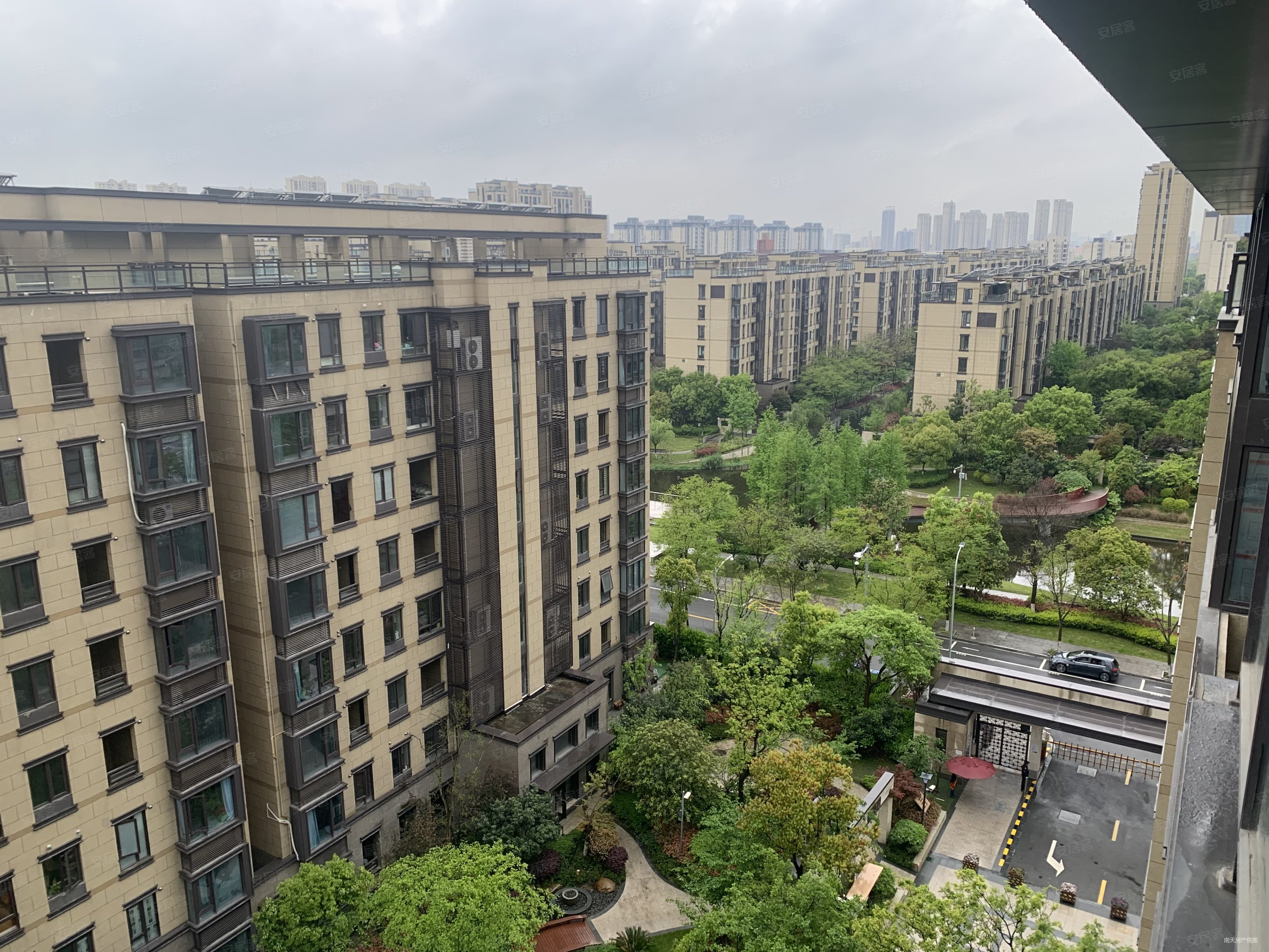 保利印江南(三期) 171平 1280万 朝南 诚心出售 价