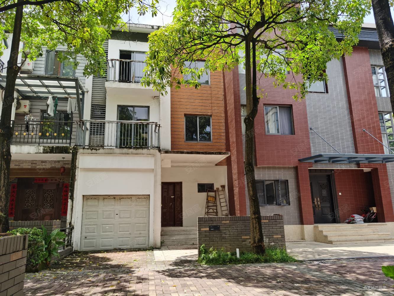 丽水佳园275平看小河沟联排别墅前后花园可扩建