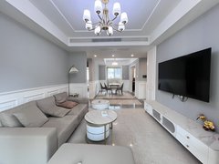 西安曲江新区金泘沱陪读 凯旋门 金滹沱 金辉世界城 三室 安静不临街 领包入住出租房源真实图片
