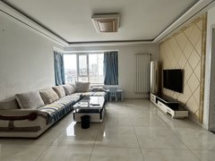 青州青州城区泰华城近泰华,青云紫府电梯精装3室,带家具家电领包入住,干净整洁出租房源真实图片