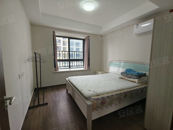 三亚崖州崖城镇保利崖州湾保利听海精装三居室家具家电齐全拎包入住随时看房出租房源真实图片