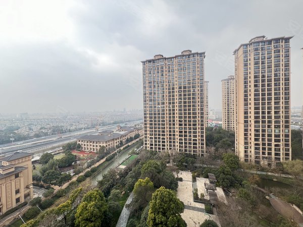 星河湾高层 视野好4房 房子保养好干净 德威陪读,闵行租房-上海58安居