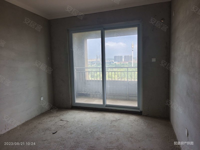 双卫生间 钥匙房 商品住宅 次新小区 南北通透 超低密度,滨河御景苑