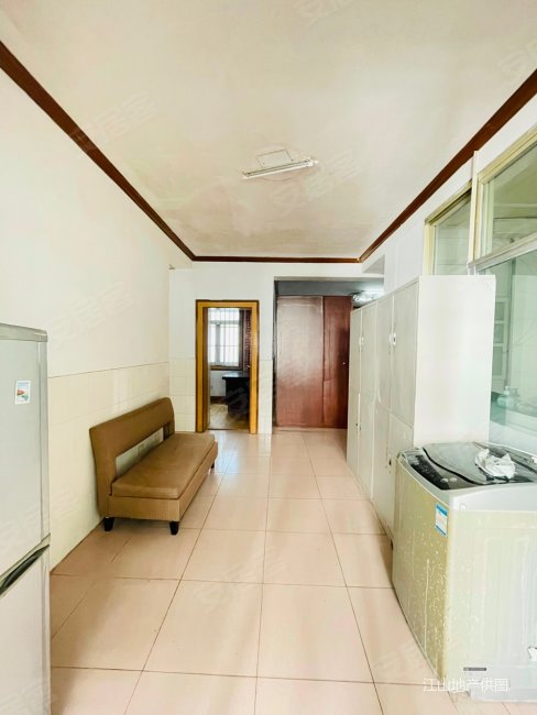 区政府宿舍3室2厅2卫120㎡南北195万