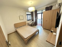 上海徐汇徐家汇宜山路地铁旁 电梯高楼层无遮挡 宠物友好 可办居住证出租房源真实图片