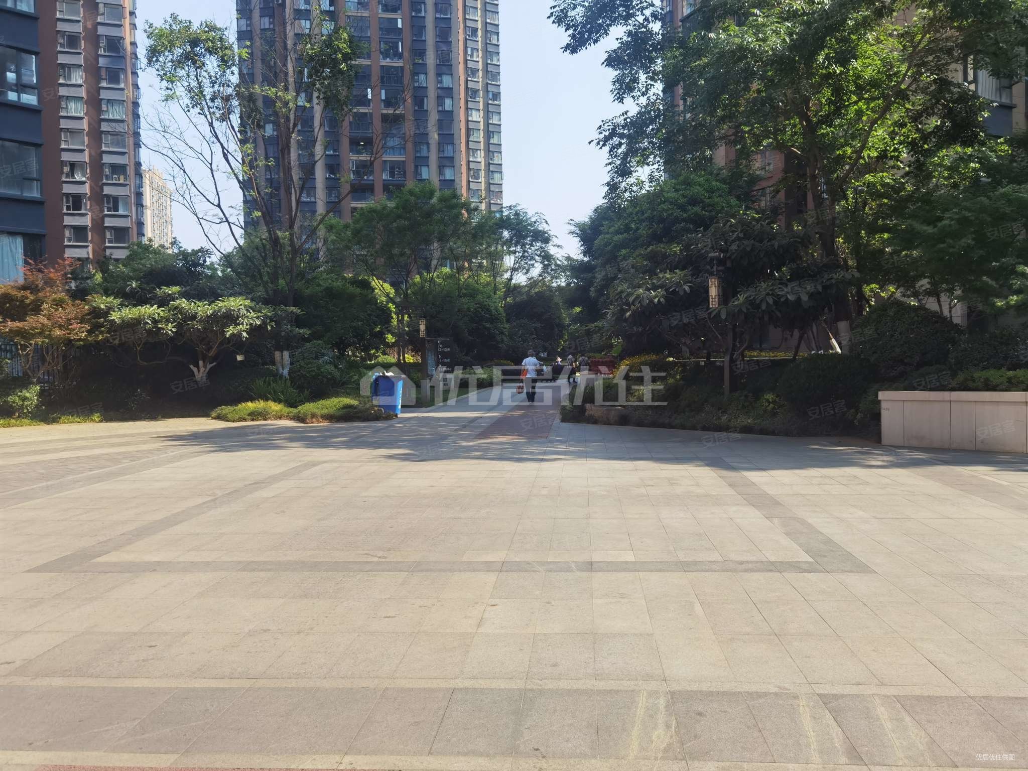 3室 毛坯 润城五区 89平 南北通透 楼层好 视野无