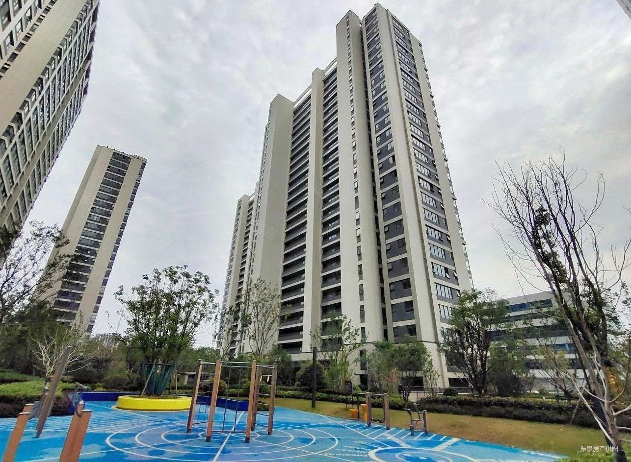 万科都荟四季东区三房两卫次新房开发商精装修南北通透