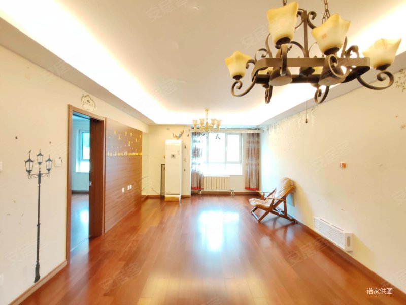 正南朝向 临地铁,假日盈润园二手房,179万,3室2厅,1卫,115平米-天津