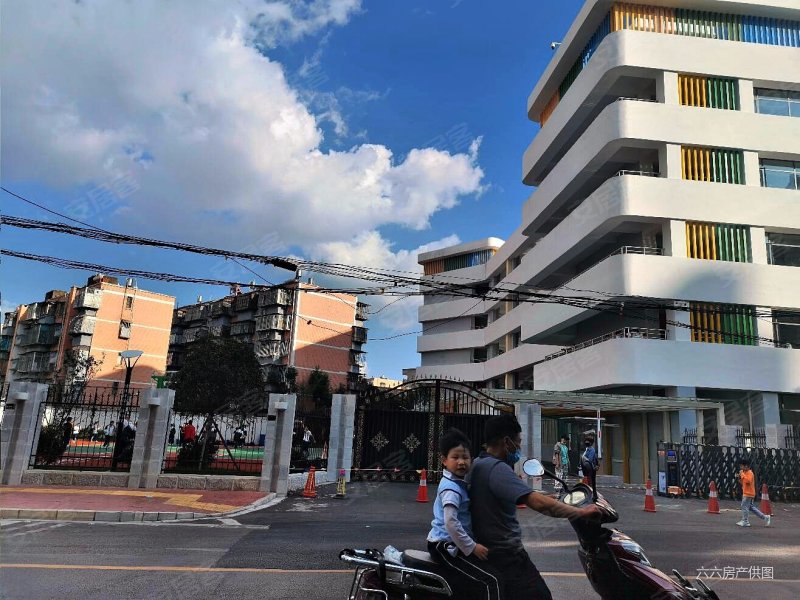 南站小区旁三室两厅一楼带围院采光好南北通透近塘双路塘子巷地铁