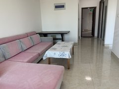 日照东港新市区新市区市医院旁边百发二区电梯房两室两厅拎包入住月租一千多套出租房源真实图片