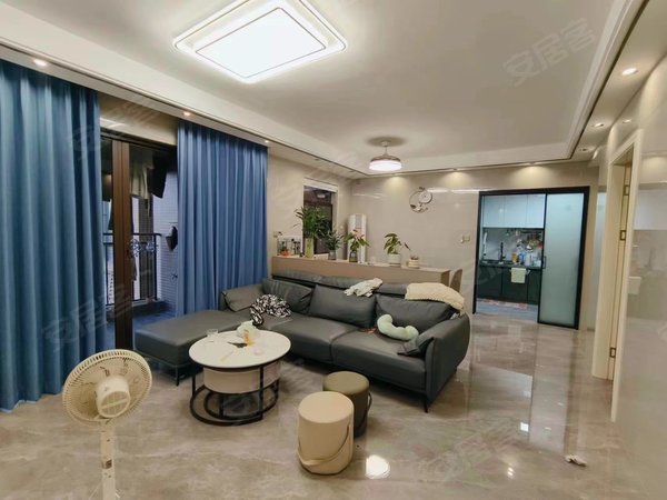 惠州博罗园洲信鸿广场信鸿广场二期高层南北通三房出租1800出租房源