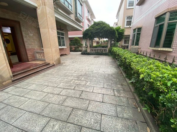 深圳龙岗横岗康乐花园(别墅)14号线四联站康乐花园322平精装8房两厅整