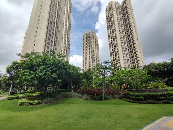 珠海金湾三灶万科城市花园金湾区滨海商务区万科城市花园南北通3房