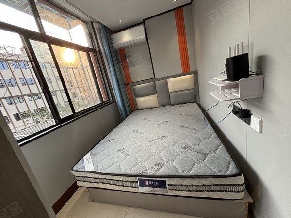 金华东阳东阳市中心后上田小区后上田 轻轨站 木雕城 麻车 世贸君澜 地铁站附近两室一厅出租房源真实图片