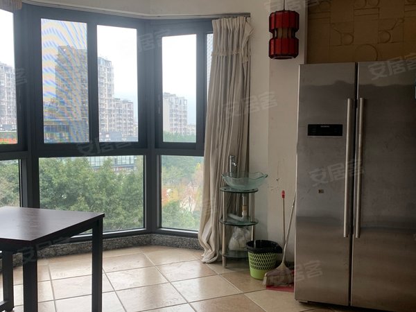 福州晋安新东区实华蓝湾雅境地铁4号沿线蓝湾雅境电梯居家大3房3800元