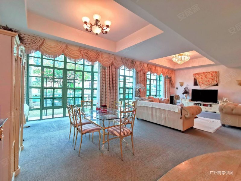 白云堡豪苑别墅